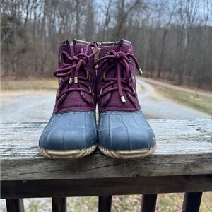 Tommy Hilfiger Women's Burgundy and Navy Winter Boots